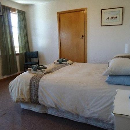 The Pier Lodge Bed And Breakfast Christchurch Buitenkant foto