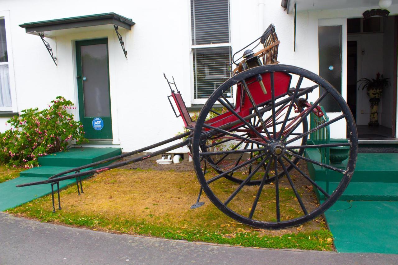 The Pier Lodge Bed And Breakfast Christchurch Buitenkant foto